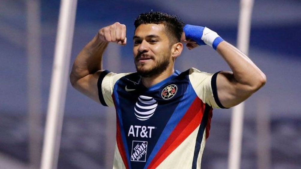 Henry Martín durante el partido frente a Puebla