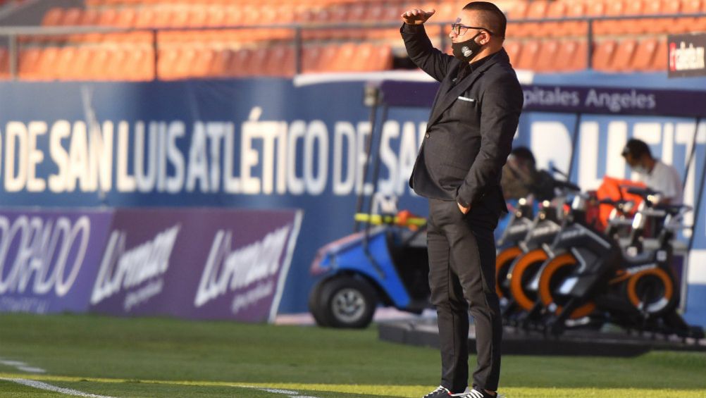 Antonio Mohamed, técnico de Rayados, en el Alfonso Lastras