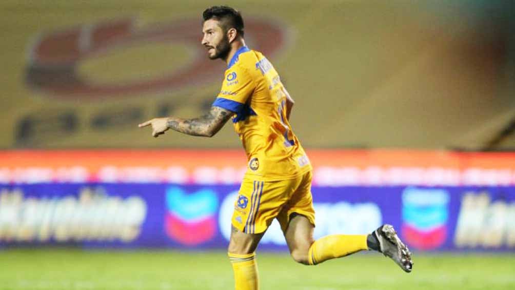 Gignac en partido con Tigres 