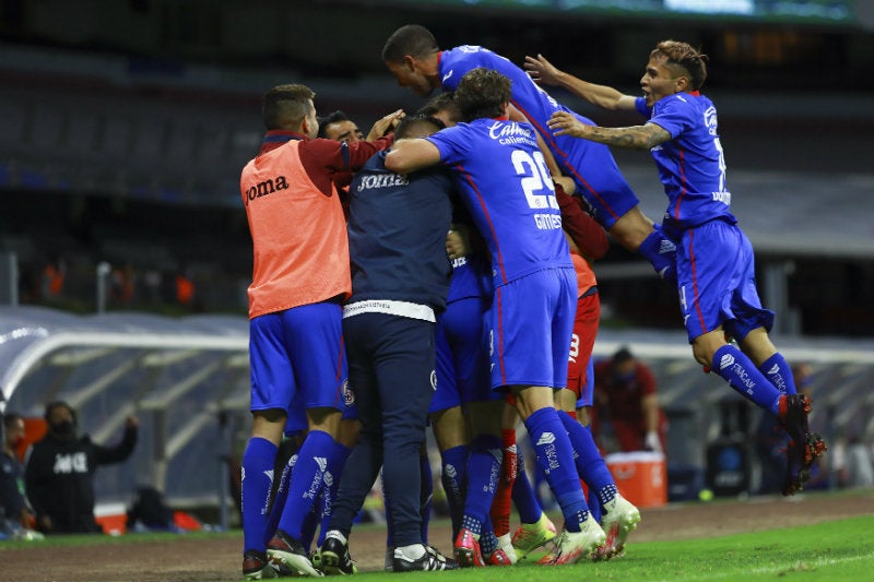 Cruz Azul en festejo  