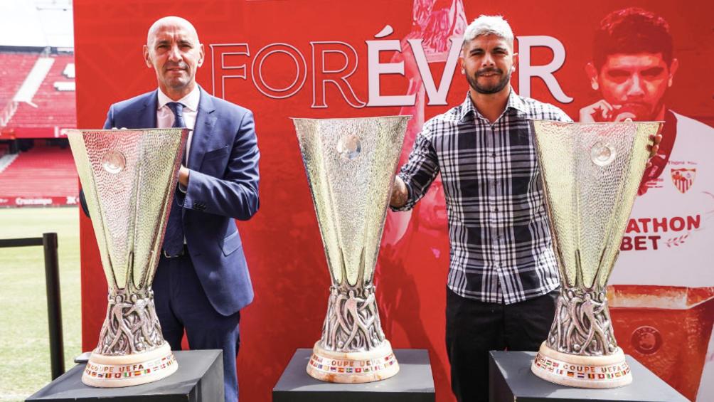 Sevilla: Director deportivo se tatuó el trofeo de la Europa League