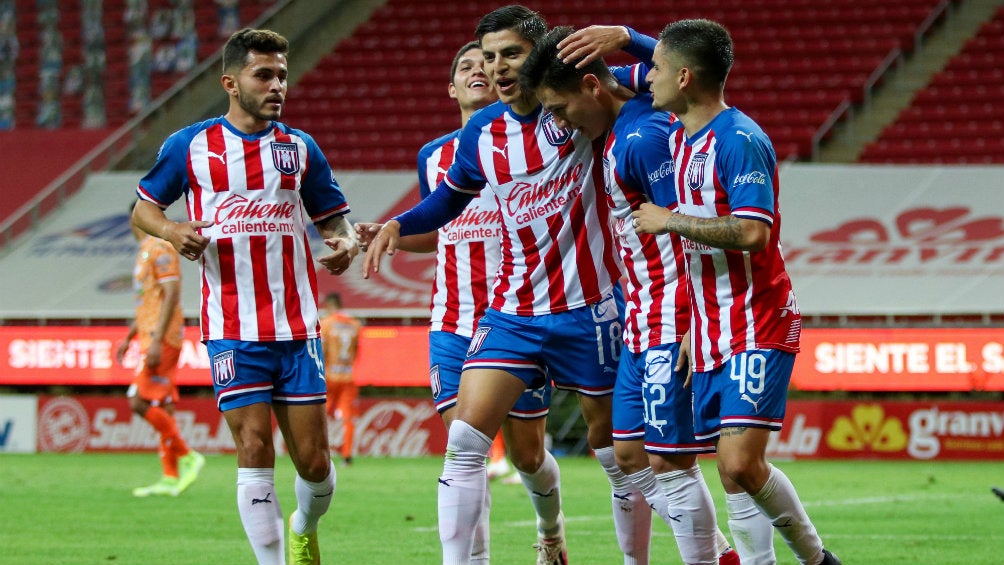 Tapatío FC en festejo de gol