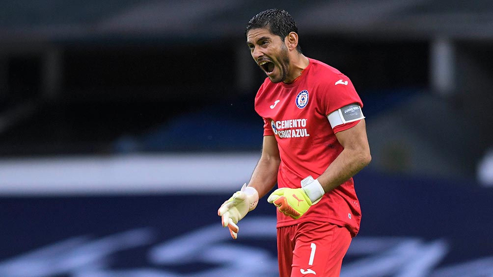 Jesús Corona sobre Clásico Joven: 'Cruz Azul debe demostrar que es superior'