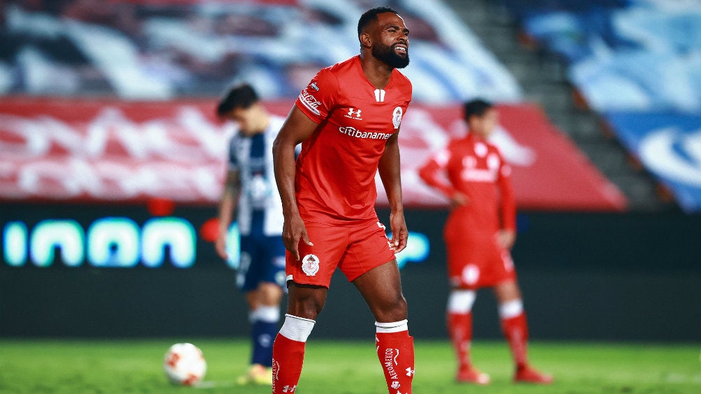 Martinoli le reclamó al Toluca por el vergonzoso partido ante Pachuca