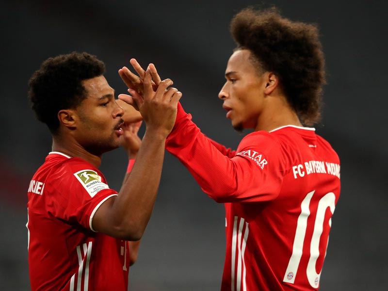 Gnabry y Sané en un partido del Bayern Munich