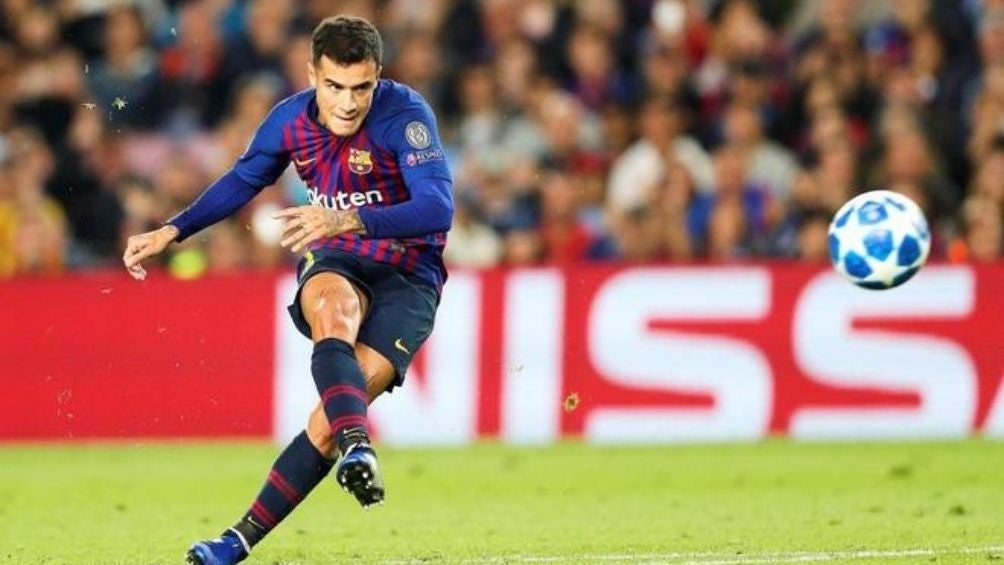 Coutinho durante un partido con Barcelona