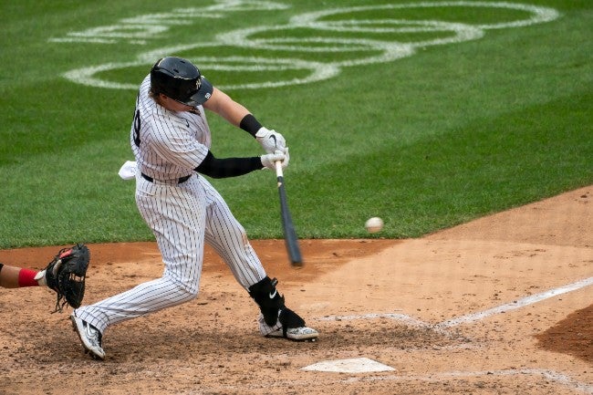 Voit conecta un home run con los Yankees