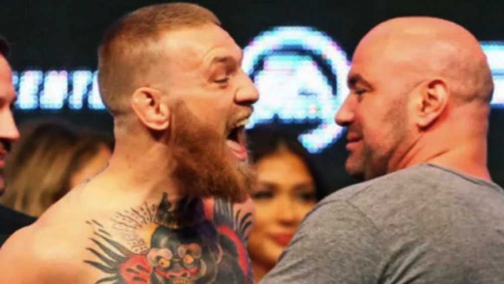 McGregor y White en una conferencia de prensa