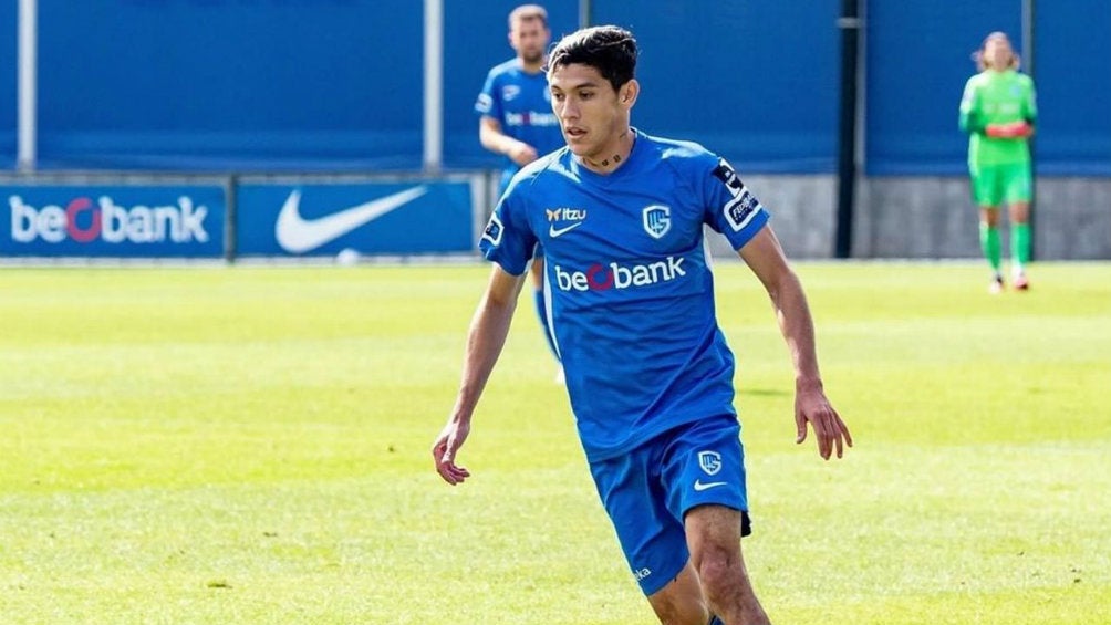 Gerardo Arteaga en partido con Genk