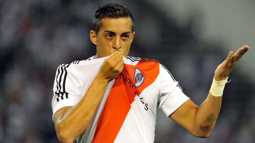 Rogelio Fune Mori en partido con River