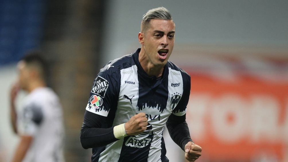 Funes Mori en partido con Rayados 