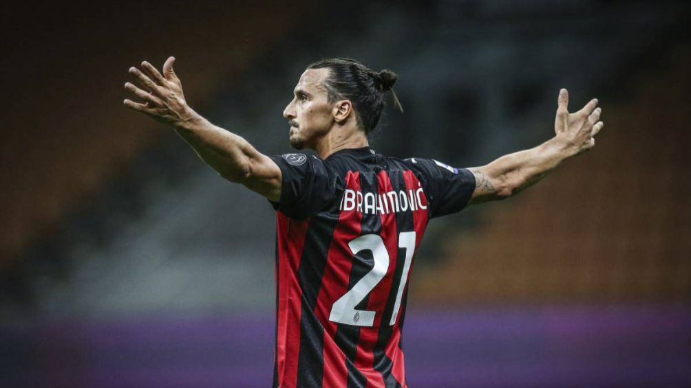 Zlatan Ibrahimovic en celebración con el Milan