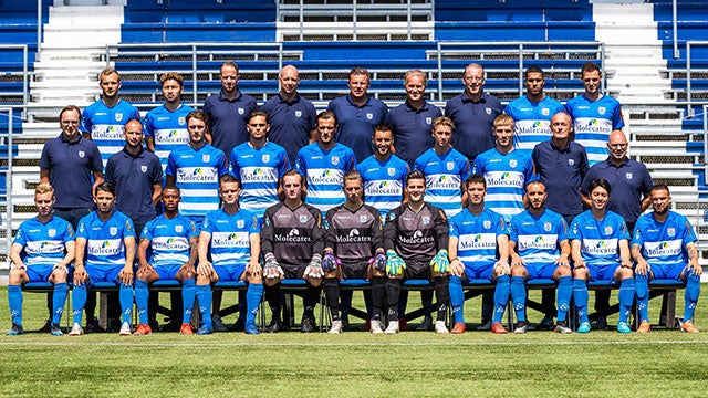 PEC Zwolle en foto oficial