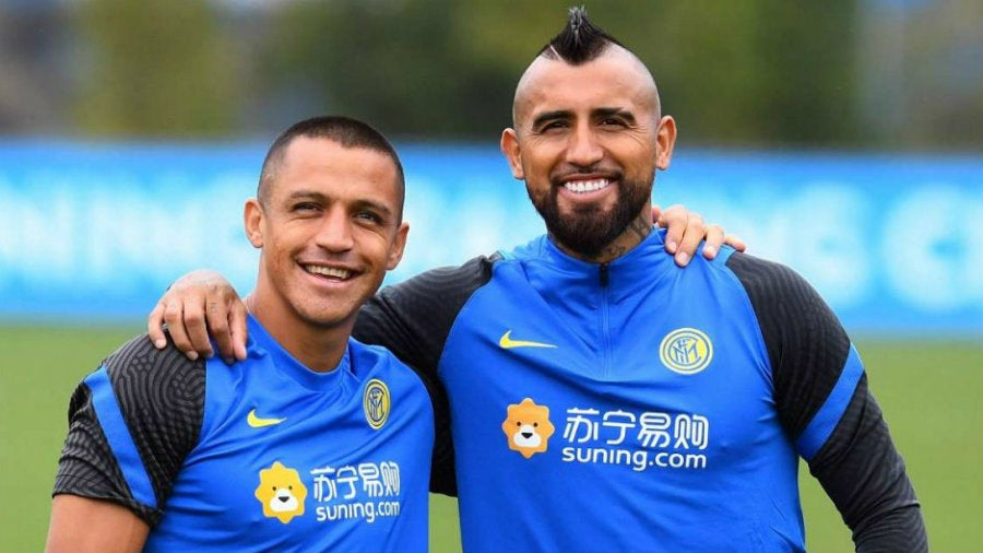 Arturo Vidal se reencontró con su compatriota Alexis Sánchez en el Inter de Milán