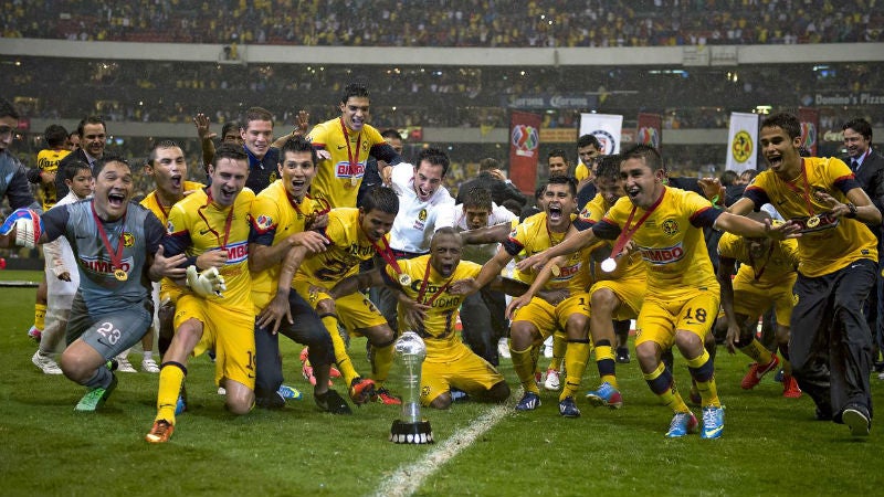 América festejando campeonato