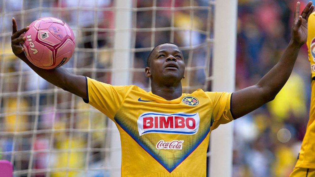 Narciso Mina como jugador del América