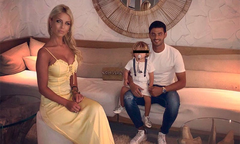 Carlos Vela y su familia