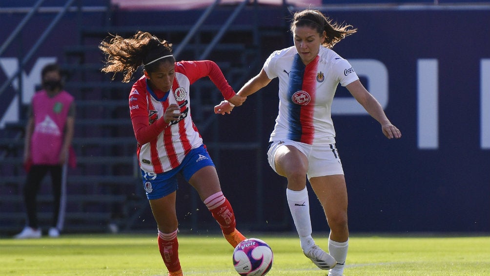 Atlético de San Luis vs Chivas Femenil en partido