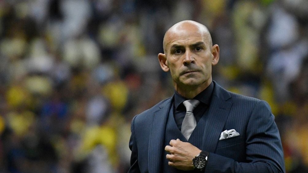 Paco Jémez en un partido con Cruz Azul