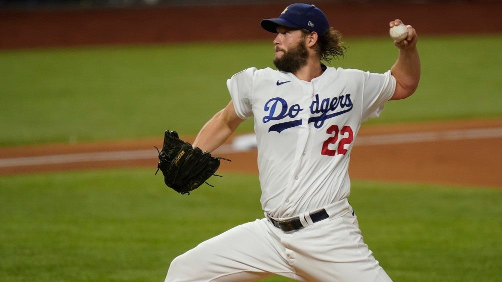 Clayton Kershaw, durante un lanzamiento