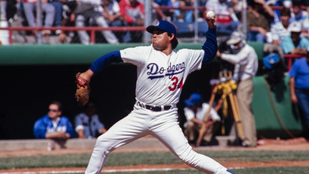 Comparison: Julio Urías vs Fernando Valenzuela - True Blue LA