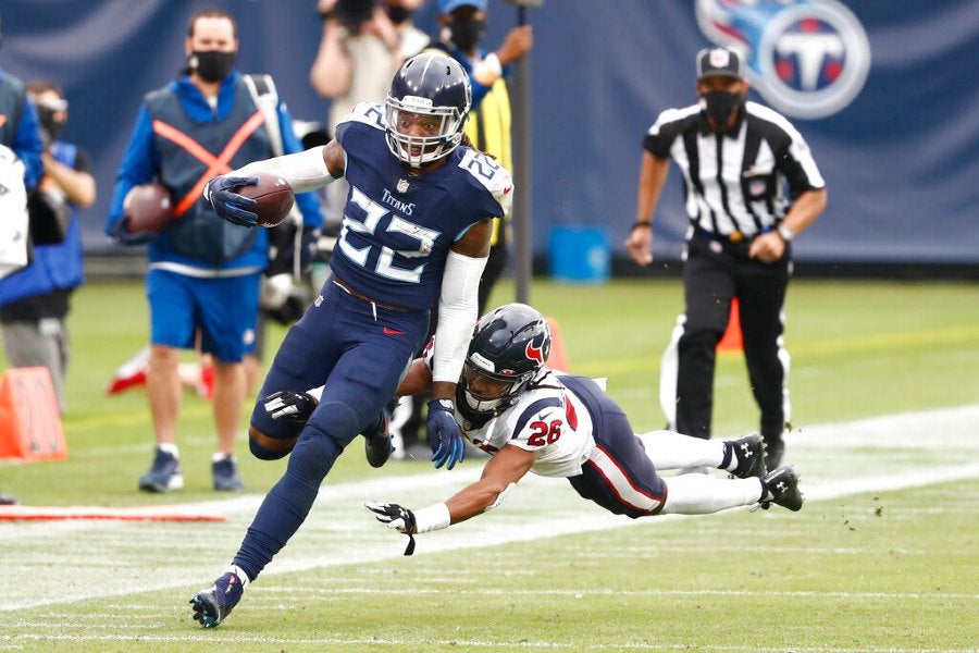 Derrick Henry durante un partido con Titans