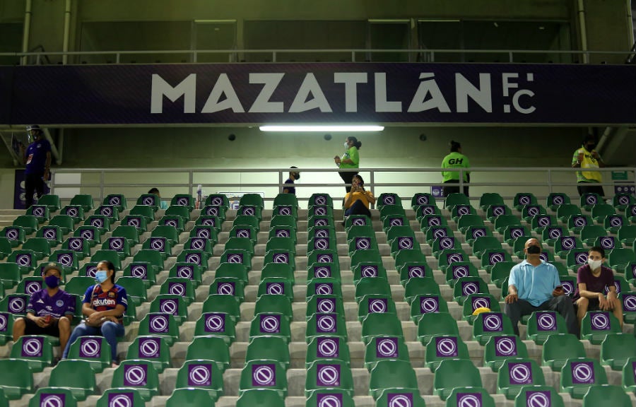 Aficionados ya ingresaron al Estadio Kraken