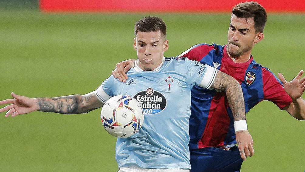 Néstor Araujo: Disputó los 90 minutos en empate del Celta de Vigo con el Levante