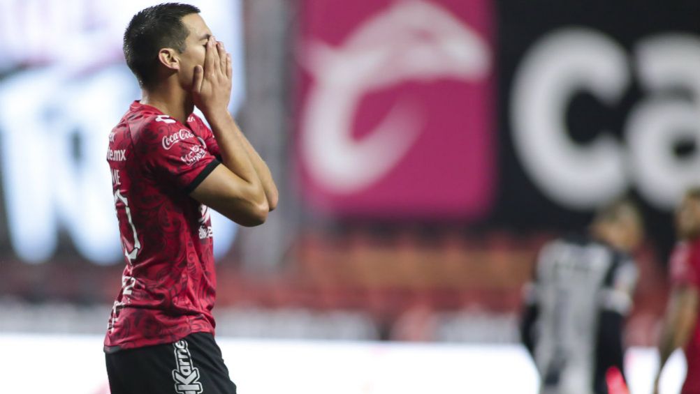 Mauro Lainez en lamento con Xolos