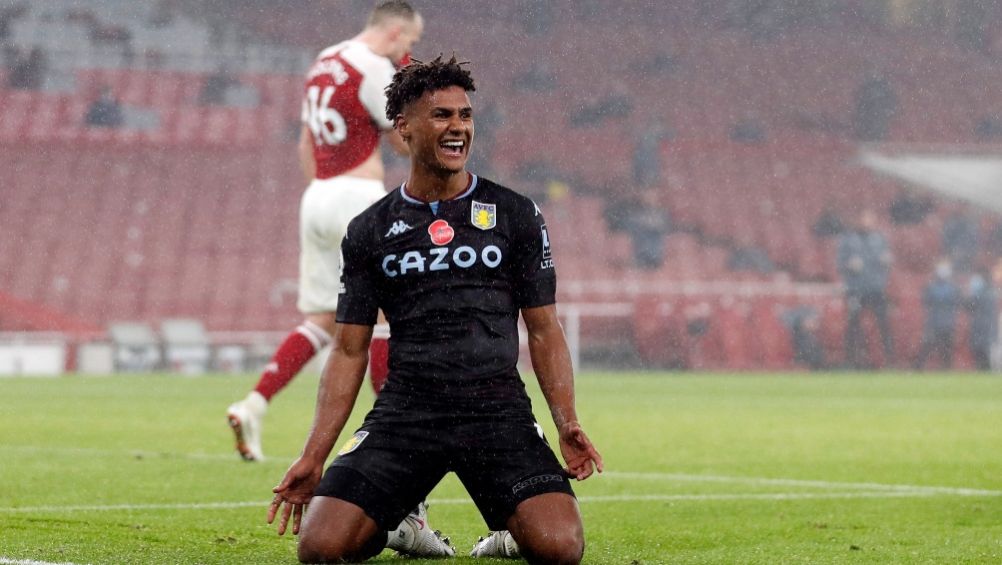 Ollie Watkins luego de anotar gol ante el Arsenal