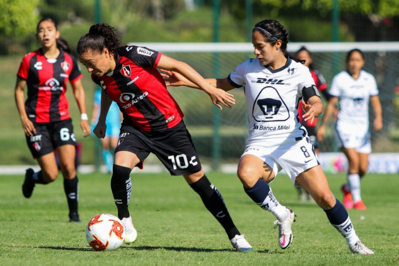 Pumas vs Atlas en partido