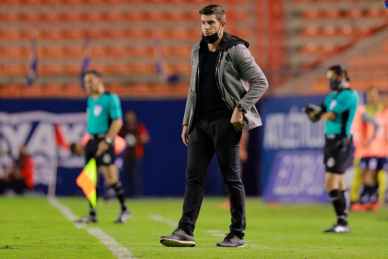 Alex Diego durante un compromiso de Gallos Blancos 