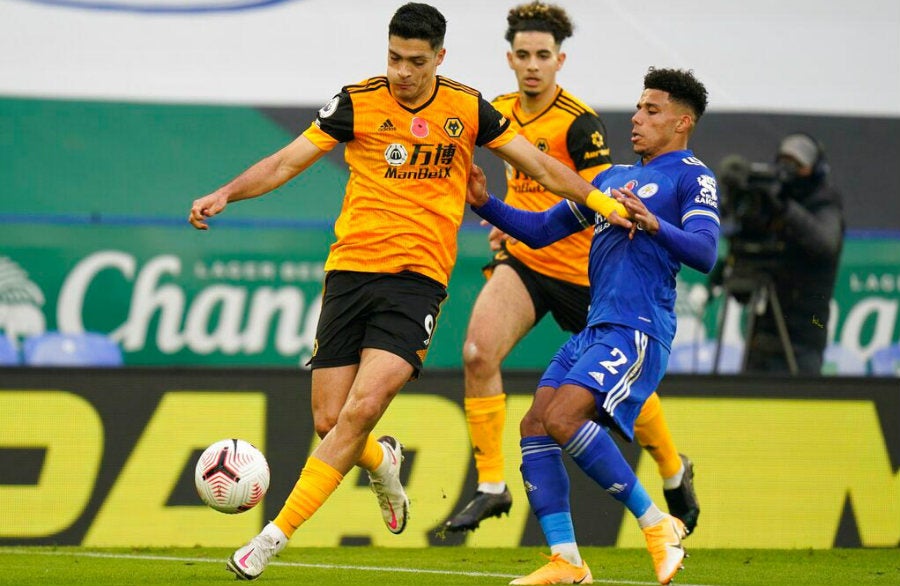 Jiménez en el juego ante Leicester City