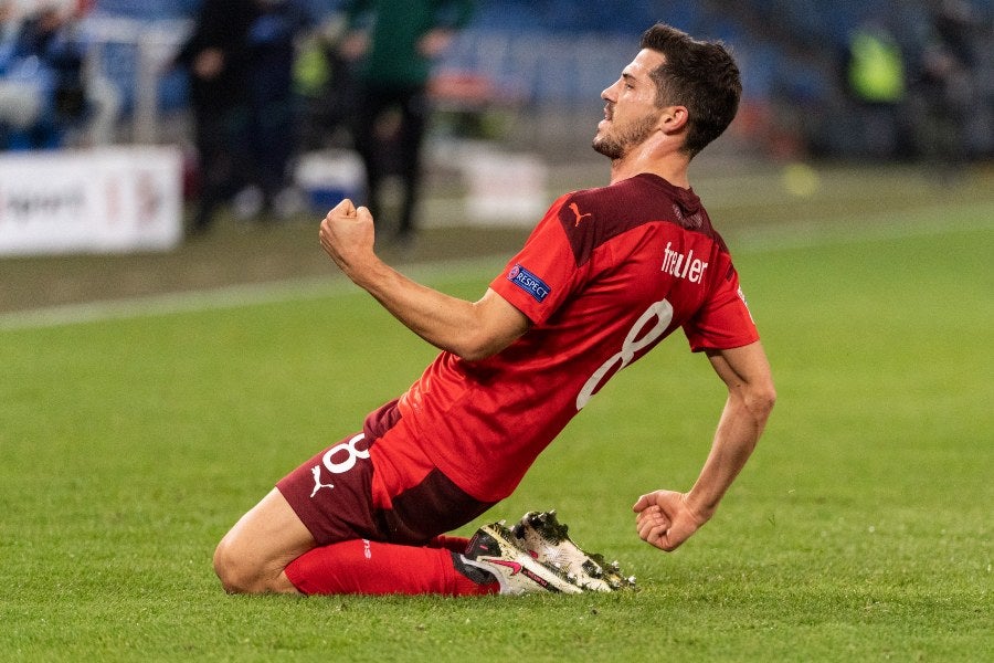 Remo Freuler luego de anotar gol ante España