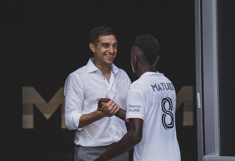 El DT dando la bienvenida a Matuidi