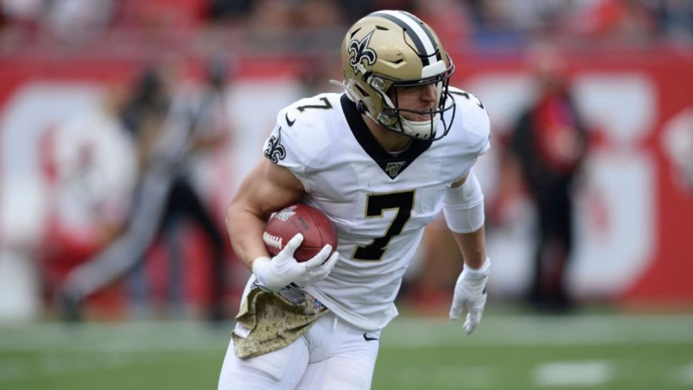 Taysom Hill en un partido con los Saints