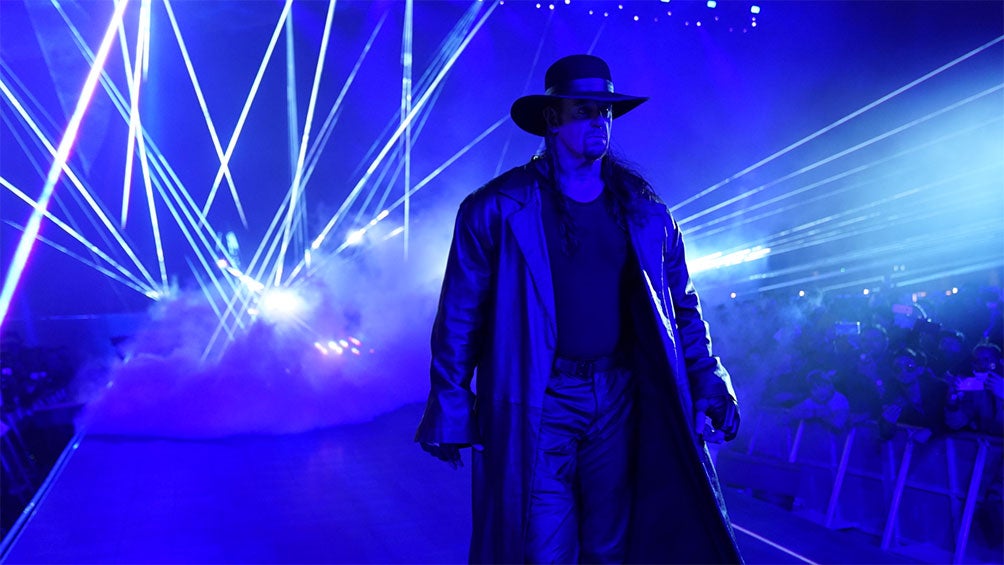 The Undertaker en una de sus triunfales entradas