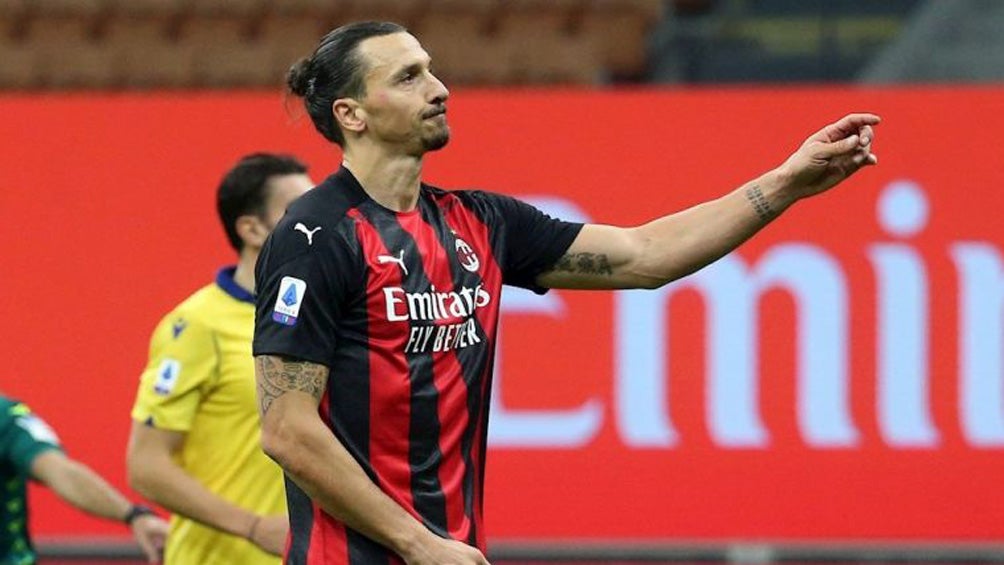 Ibrahimovic durante un partido con el AC Milan