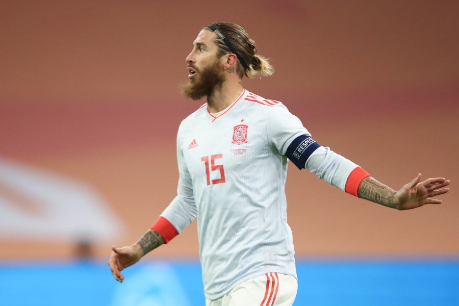 Sergio Ramos en un partido con España