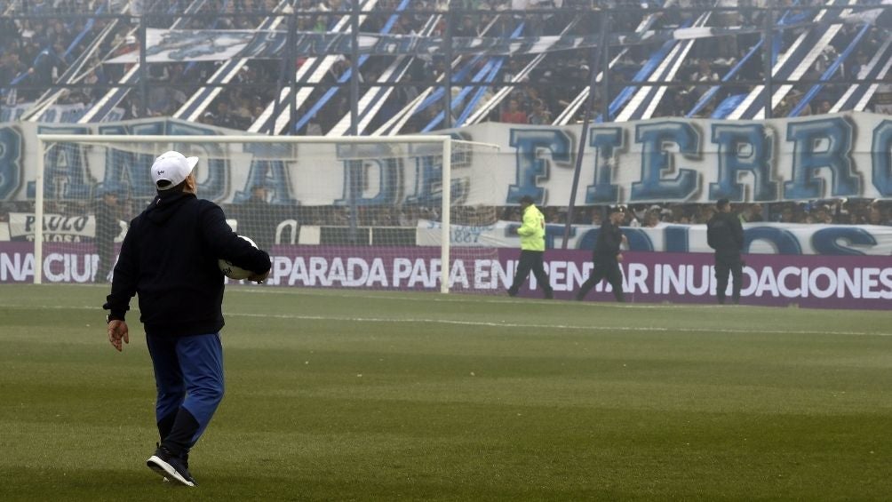 Diego Maradona como técnico de Gimnasia y Esgrima 