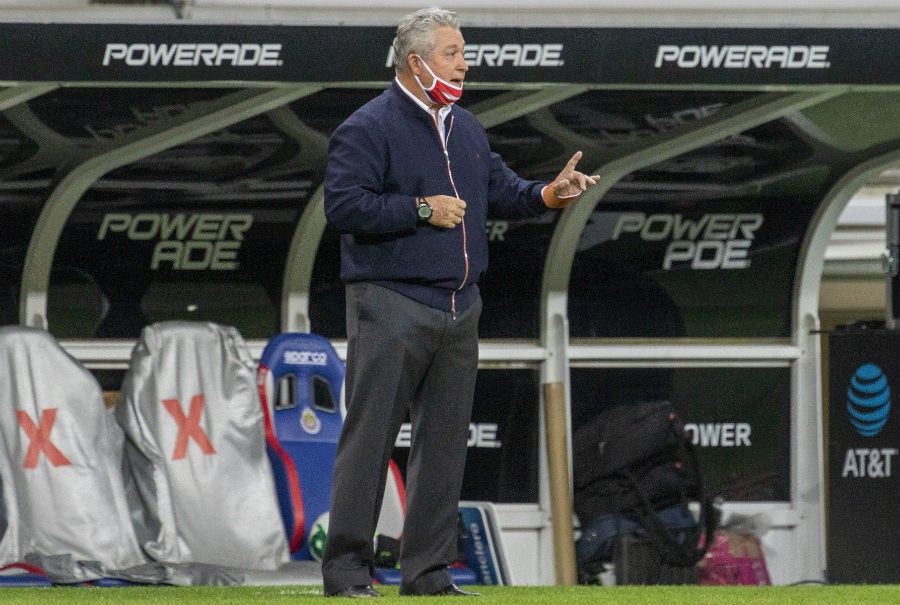 Víctor Manuel Vucetich en el juego ante América