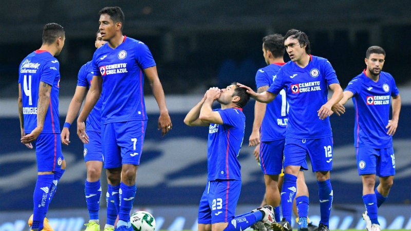 Cruz Azul en festejo por pase a Semifinales