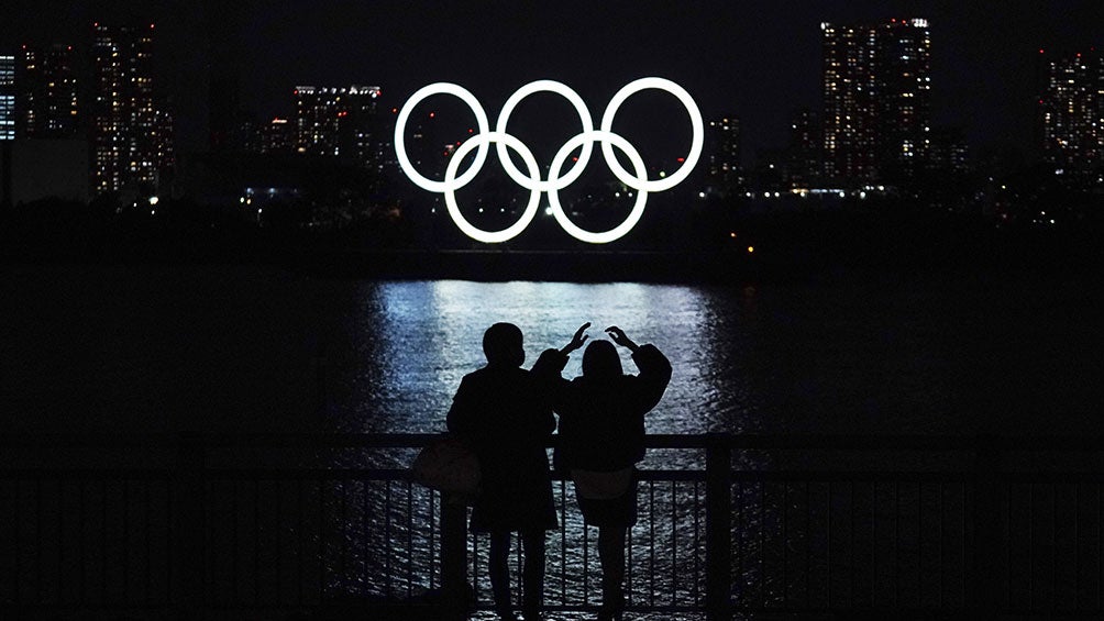 Los aros Olímpicos en Tokio