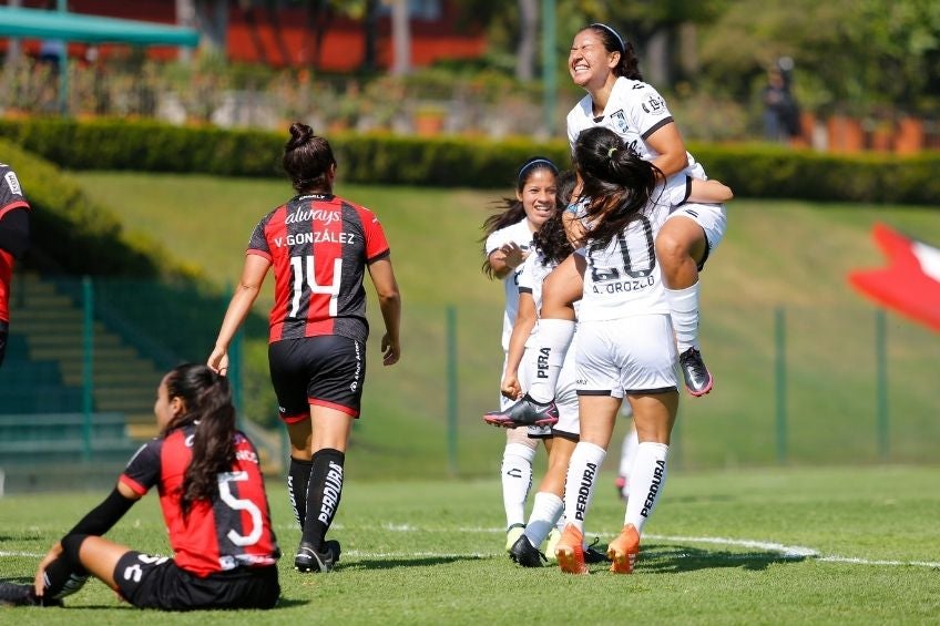 Querétaro sorprendió a Atlas 