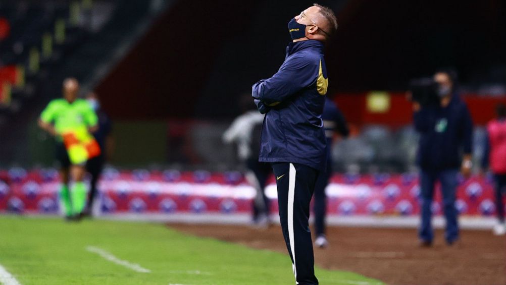 Andrés Lillini, técnico de Pumas, ante Cruz Azul