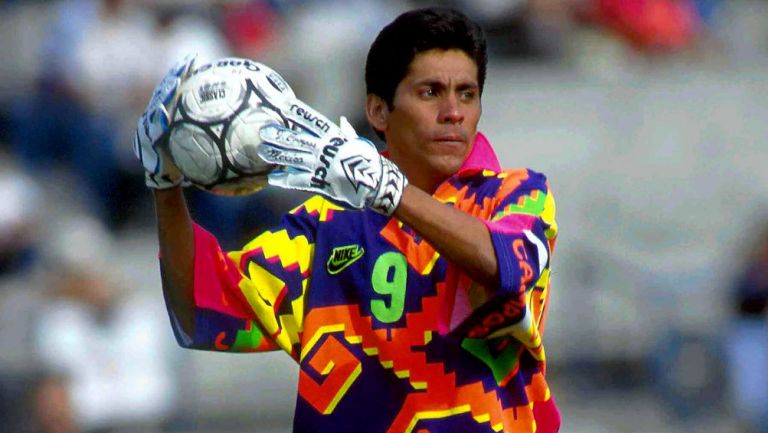 Jorge Campos en partido