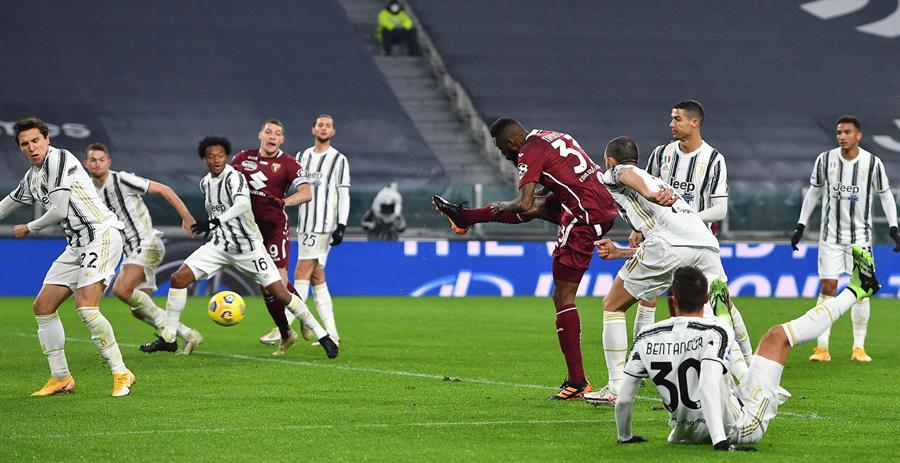 La Juventus remontó al Torino 