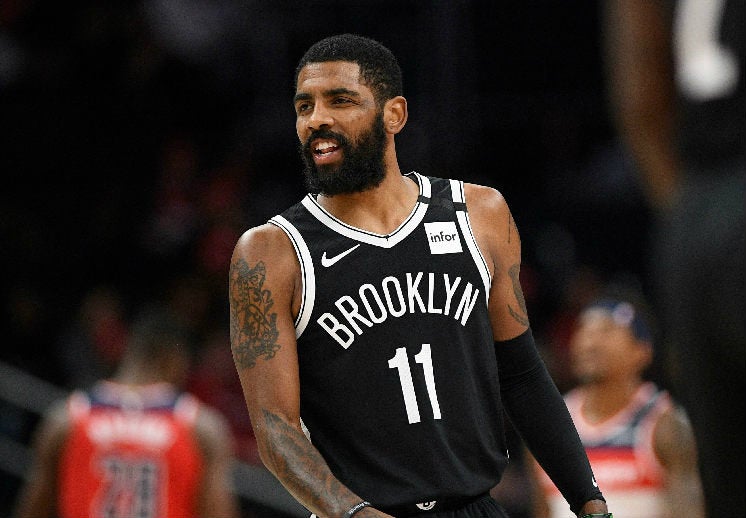 Kyrie Irving previo a un partido