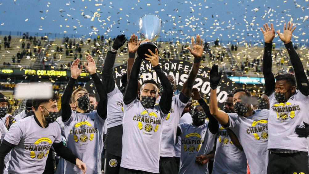 Zelarayán celebrando el campeonato de conferencia