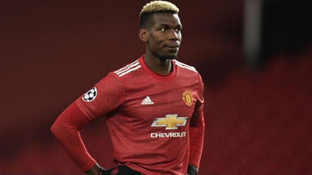 Paul Pogba en un partido con el United